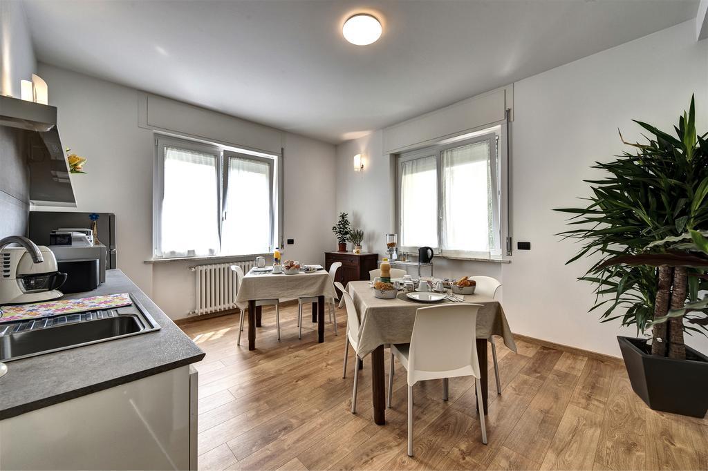 B&B Villa Giuli Varese Exteriör bild